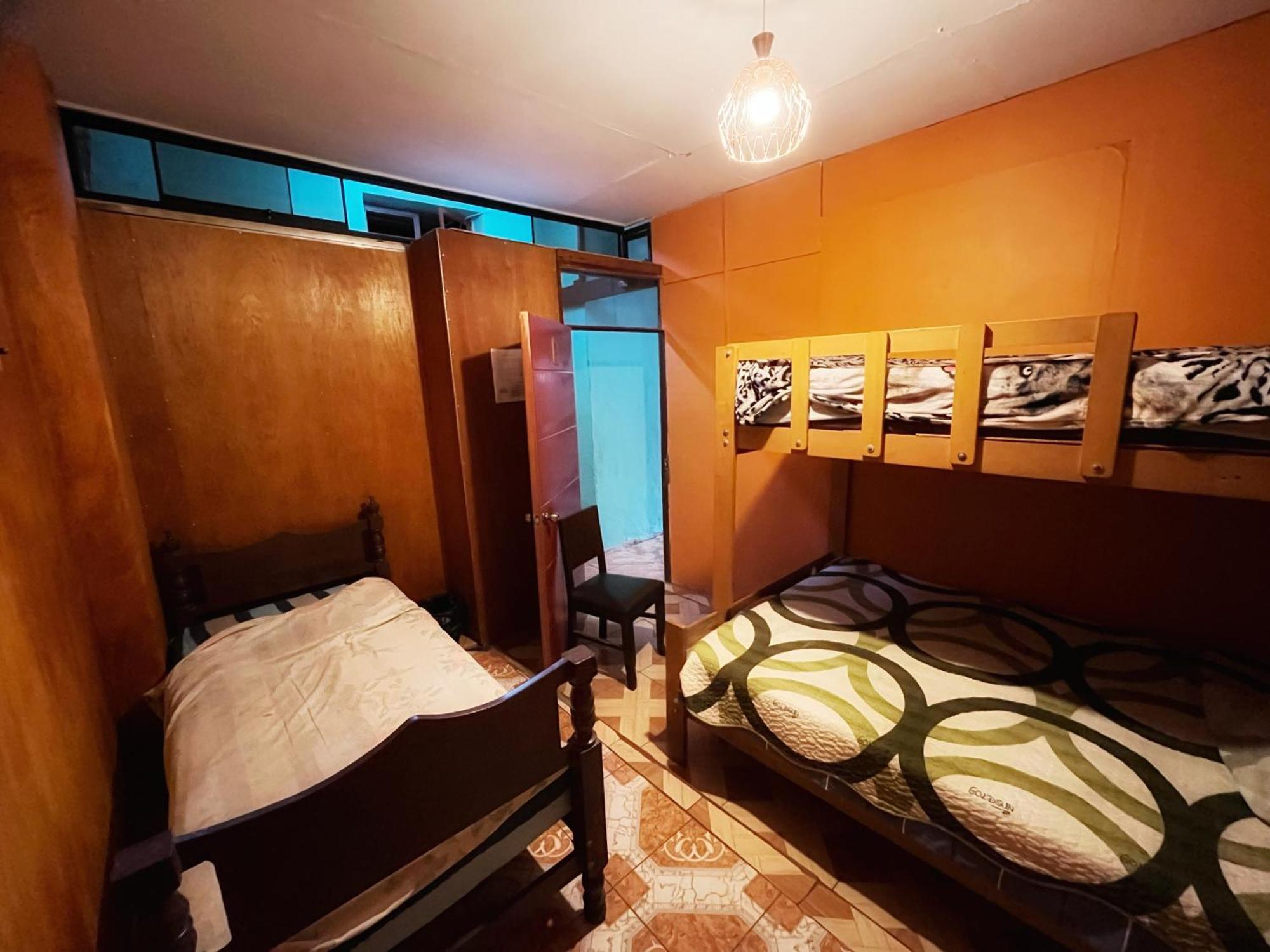 Ugarte Street Bed & Breakfast Trujillo Exterior photo