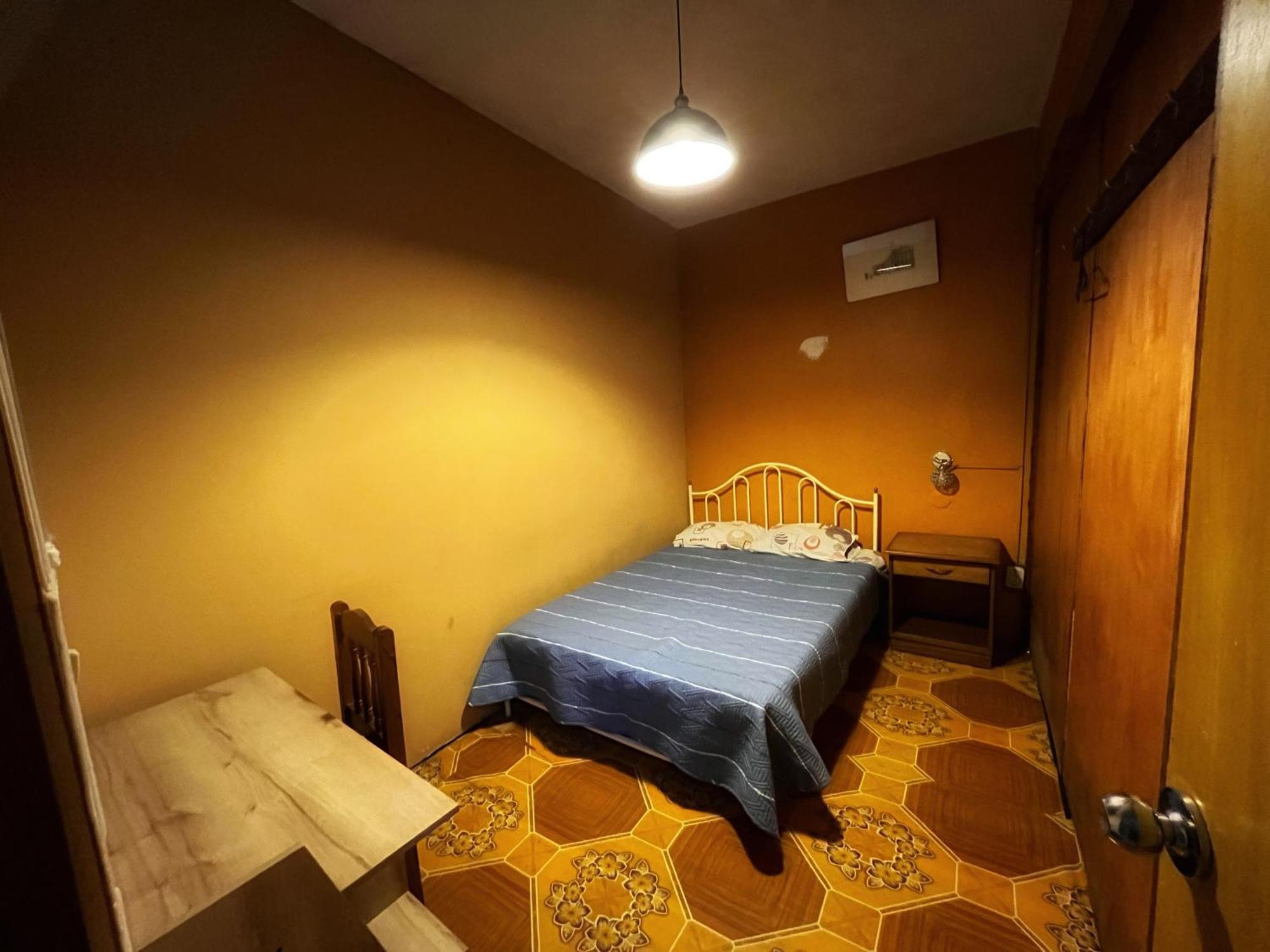 Ugarte Street Bed & Breakfast Trujillo Exterior photo