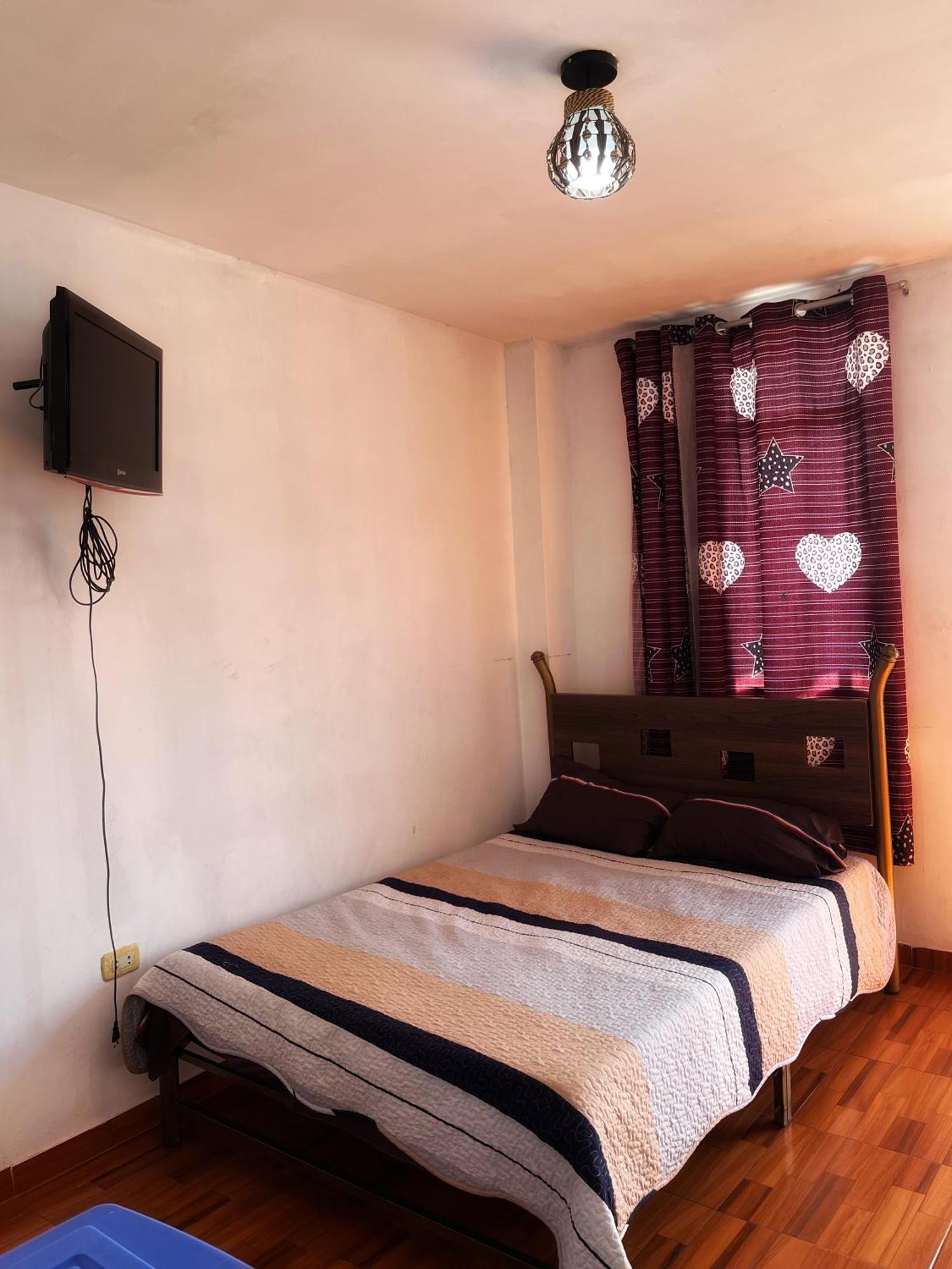 Ugarte Street Bed & Breakfast Trujillo Exterior photo